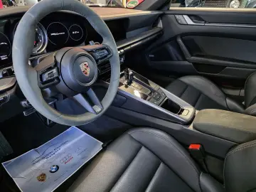 PORSCHE 992.1 Carrera Cabrio SportDesign Sportabgas Bose