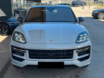 Porsche Cayenne Coupe Turbo E-Hybrid