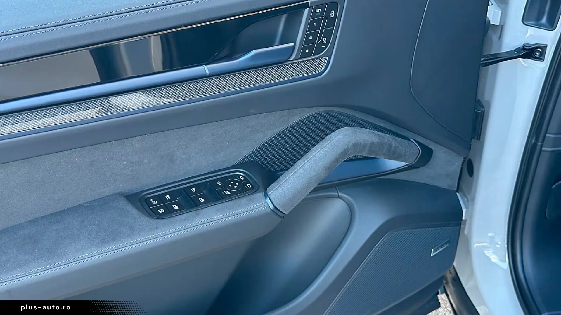 Porsche Cayenne Coupe Turbo E-Hybrid