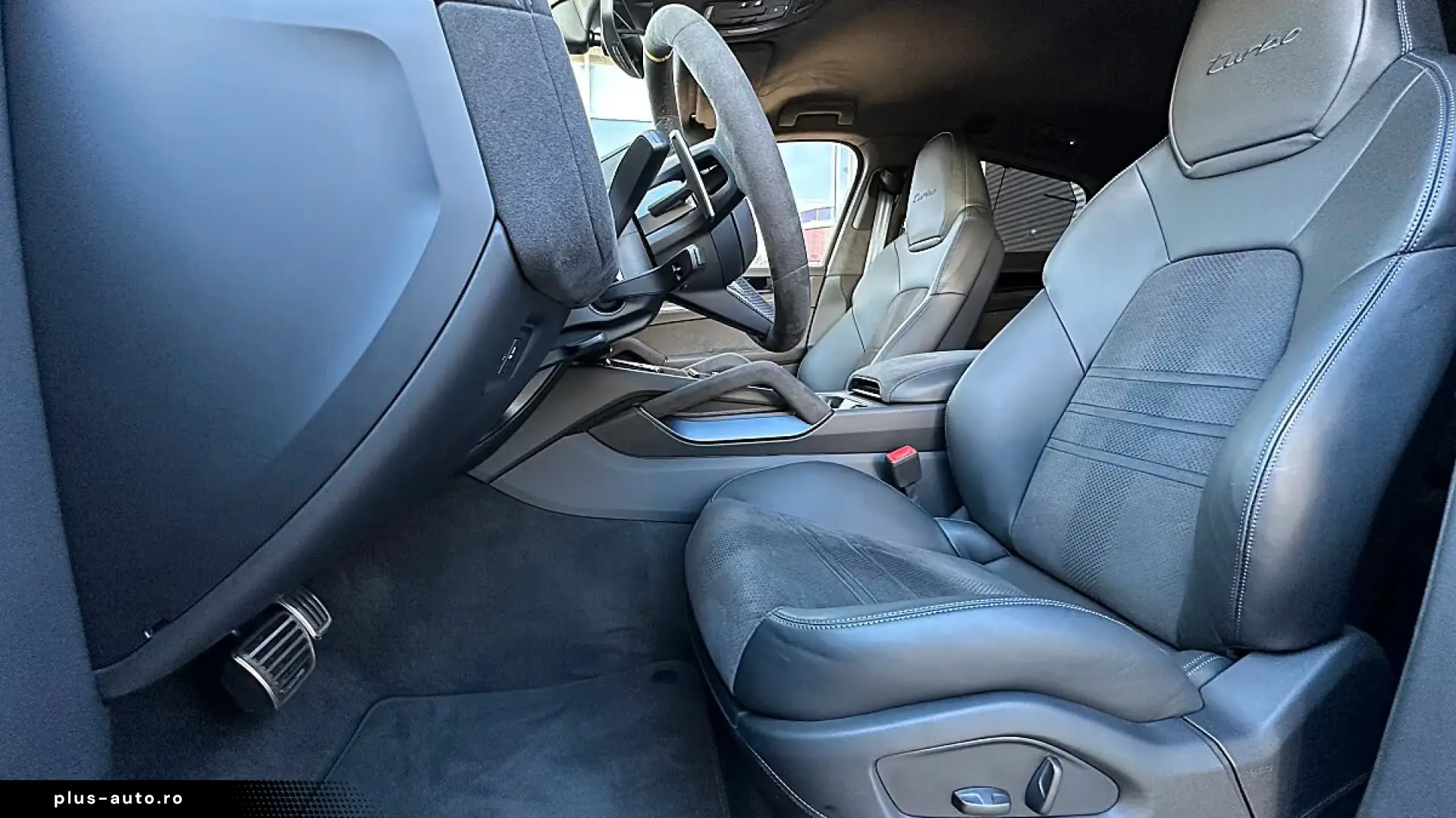 Porsche Cayenne Coupe Turbo E-Hybrid