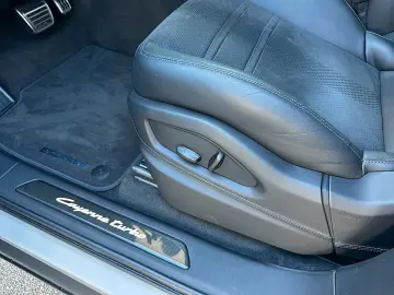 Porsche Cayenne Coupe Turbo E-Hybrid
