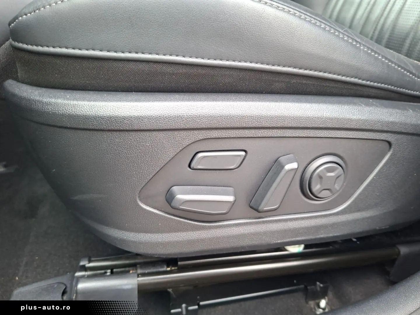 KIA Sorento Platinum Allrad Plug-In Hybrid 1.6T HuD