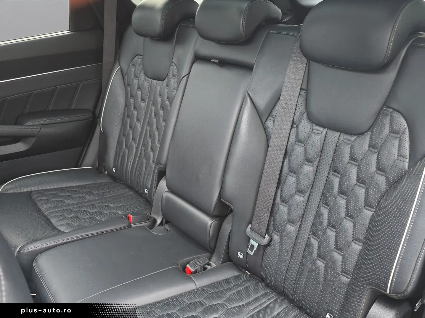 KIA Sorento 1.6T PHEV AWD Platinum 7-SITZER PANO VOL