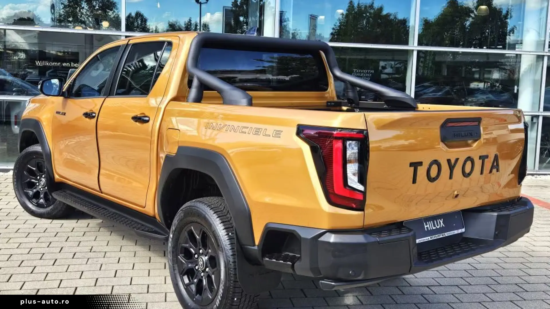 Toyota Hilux Invincible Double Cab 4x4