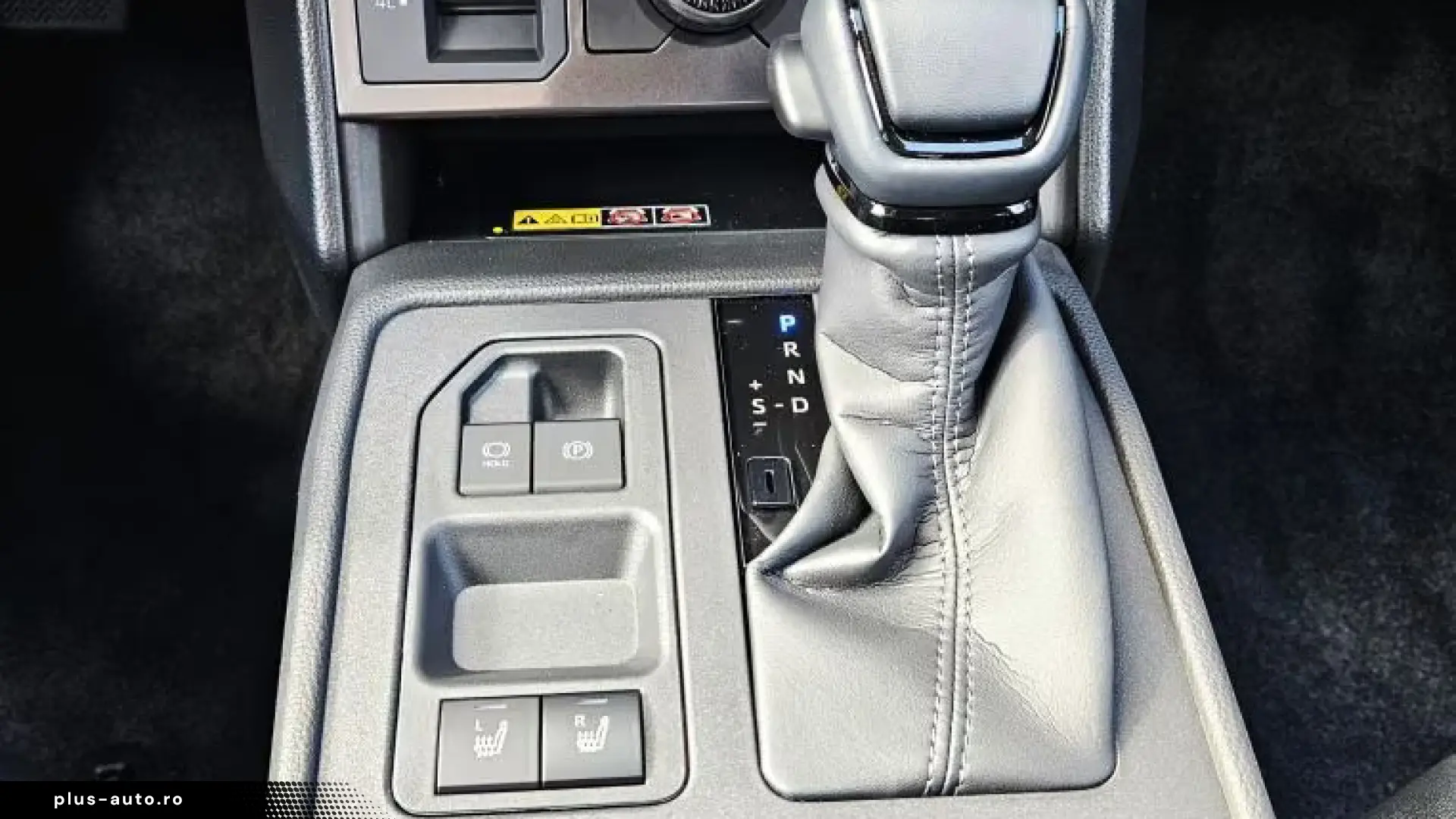 Toyota Hilux Invincible Double Cab 4x4
