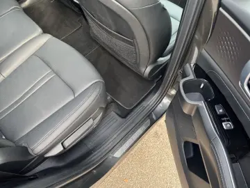 KIA Sorento PLUG&RIDE PHEV 1.6 4WD NAVI DAB KLIMA SI