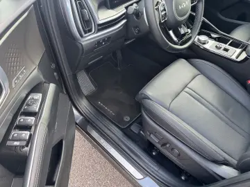 KIA Sorento PLUG&RIDE PHEV 1.6 4WD NAVI DAB KLIMA SI