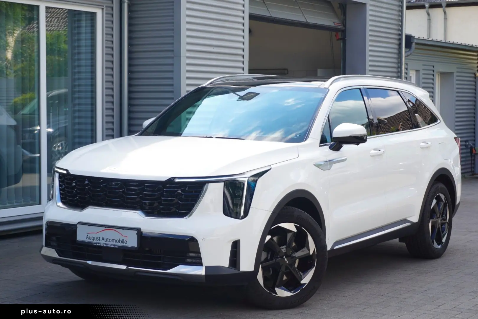 KIA Sorento Platinum 4WD Plug In Panorama ACC Mod 25