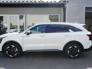 KIA Sorento Platinum 4WD Plug In Panorama ACC Mod 25