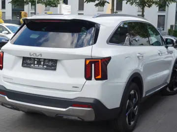 KIA Sorento Platinum 4WD Plug In Panorama ACC Mod 25