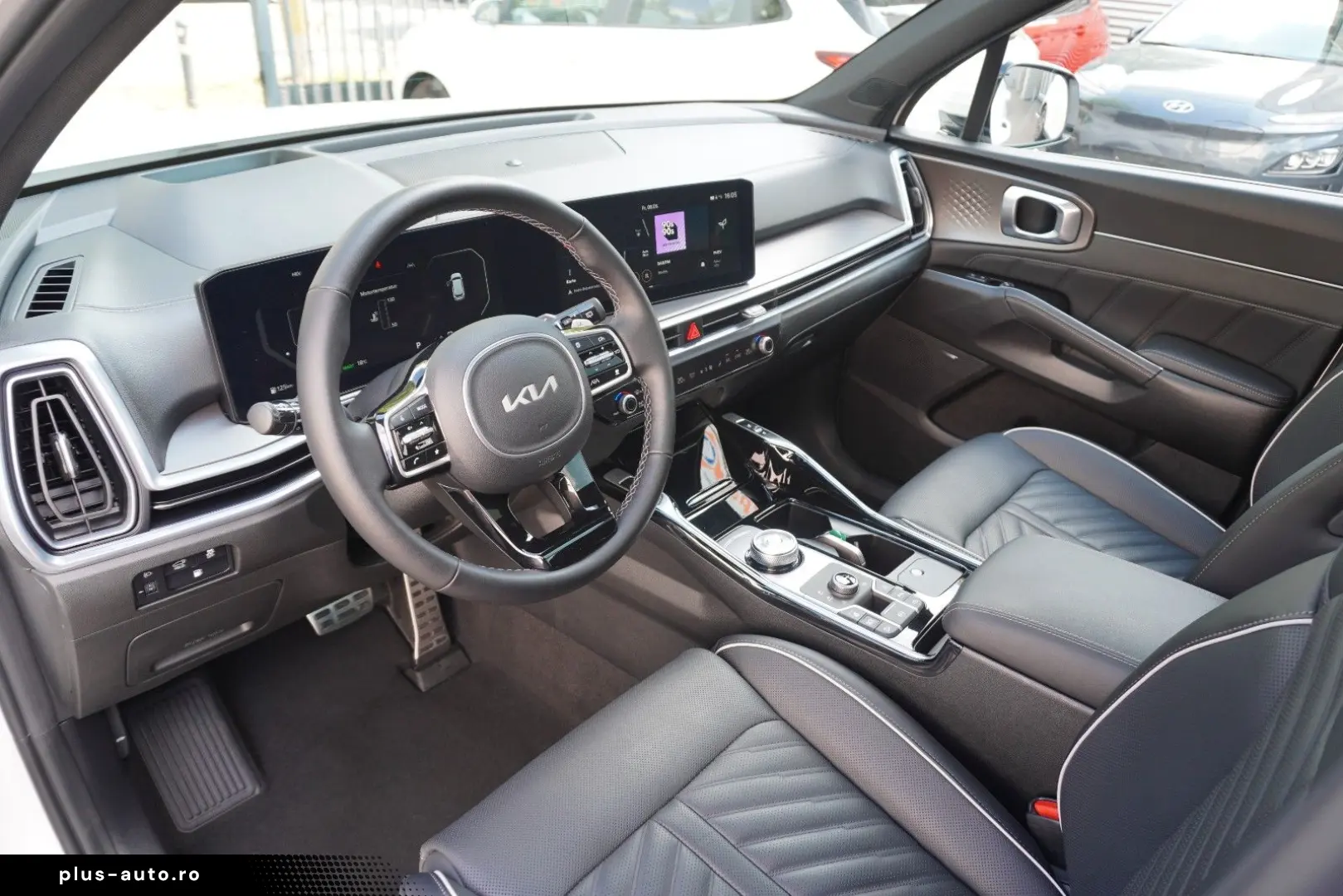 KIA Sorento Platinum 4WD Plug In Panorama ACC Mod 25