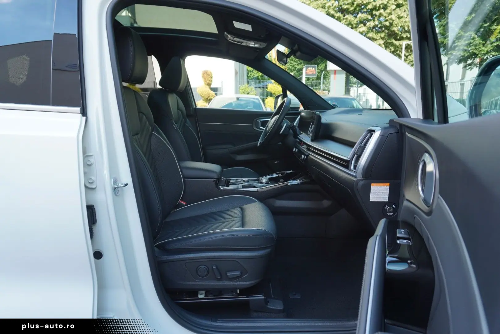 KIA Sorento Platinum 4WD Plug In Panorama ACC Mod 25