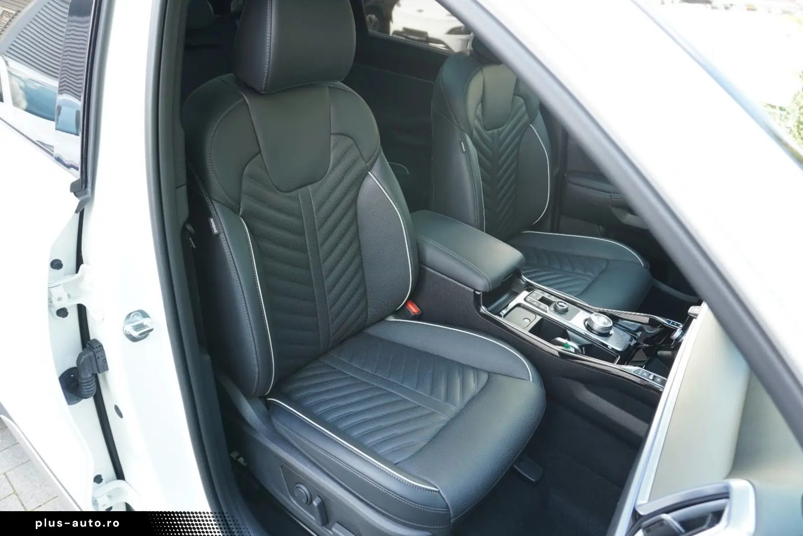 KIA Sorento Platinum 4WD Plug In Panorama ACC Mod 25