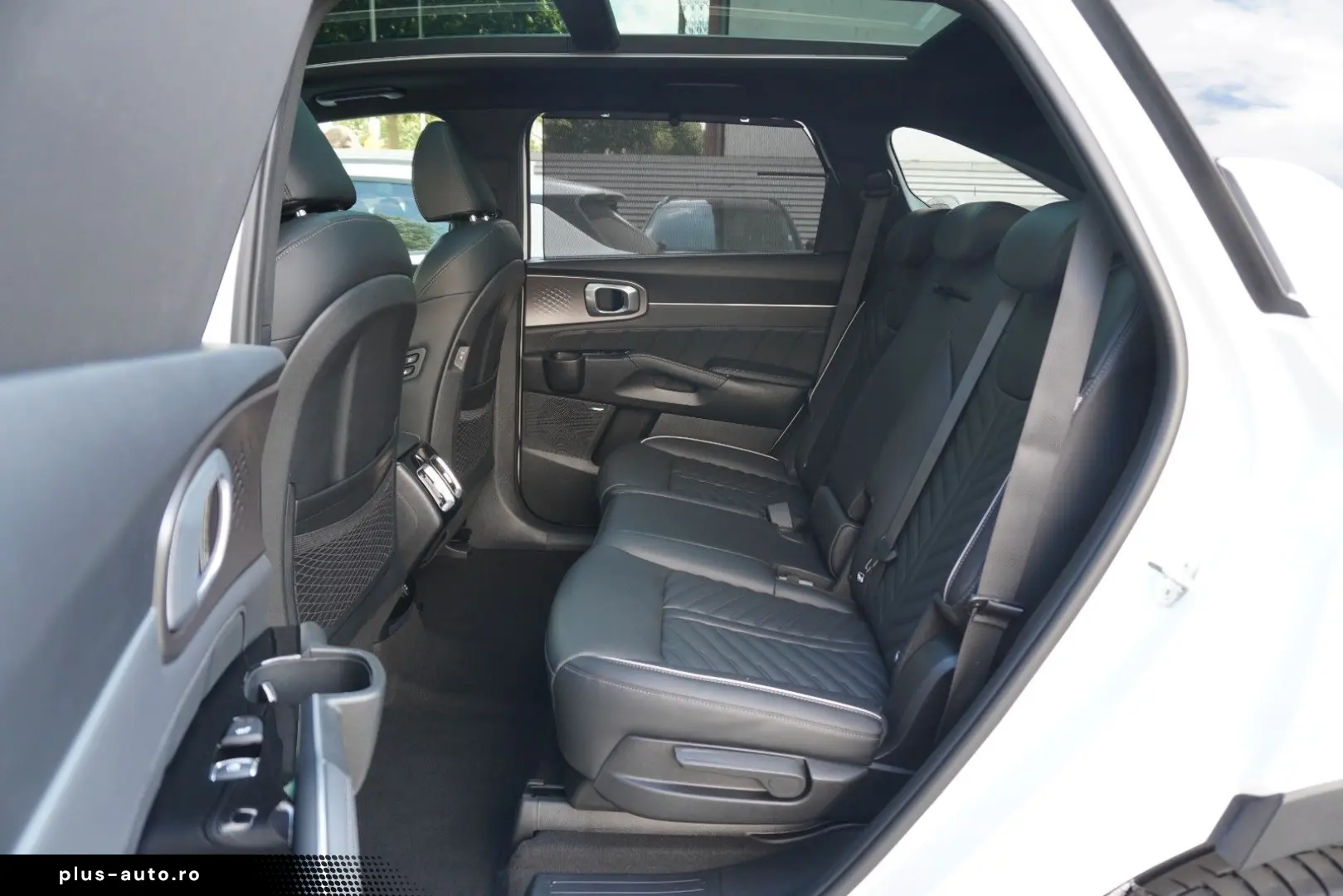 KIA Sorento Platinum 4WD Plug In Panorama ACC Mod 25