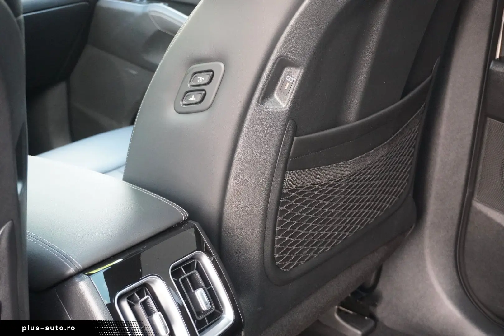 KIA Sorento Platinum 4WD Plug In Panorama ACC Mod 25