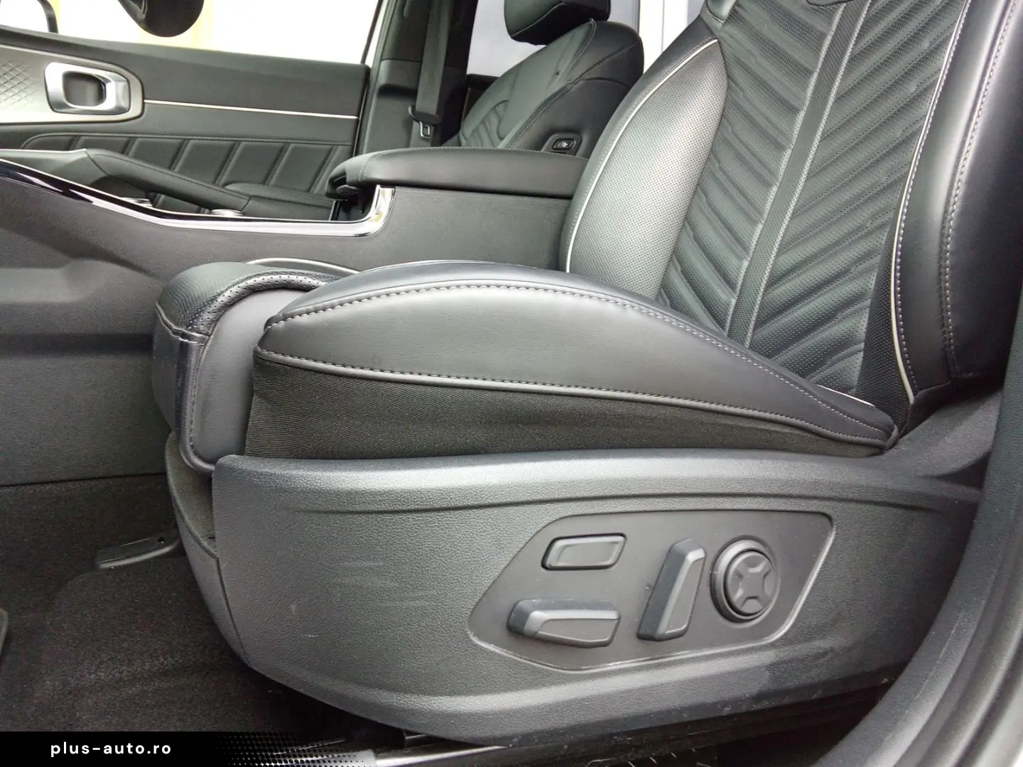 KIA Sorento Platinum HUD Niveau Navi Leder Digitales