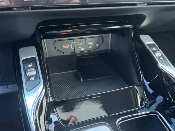 KIA Sorento 1.6 T-GDI PHEV AWD Plug&Ride   Panoramad