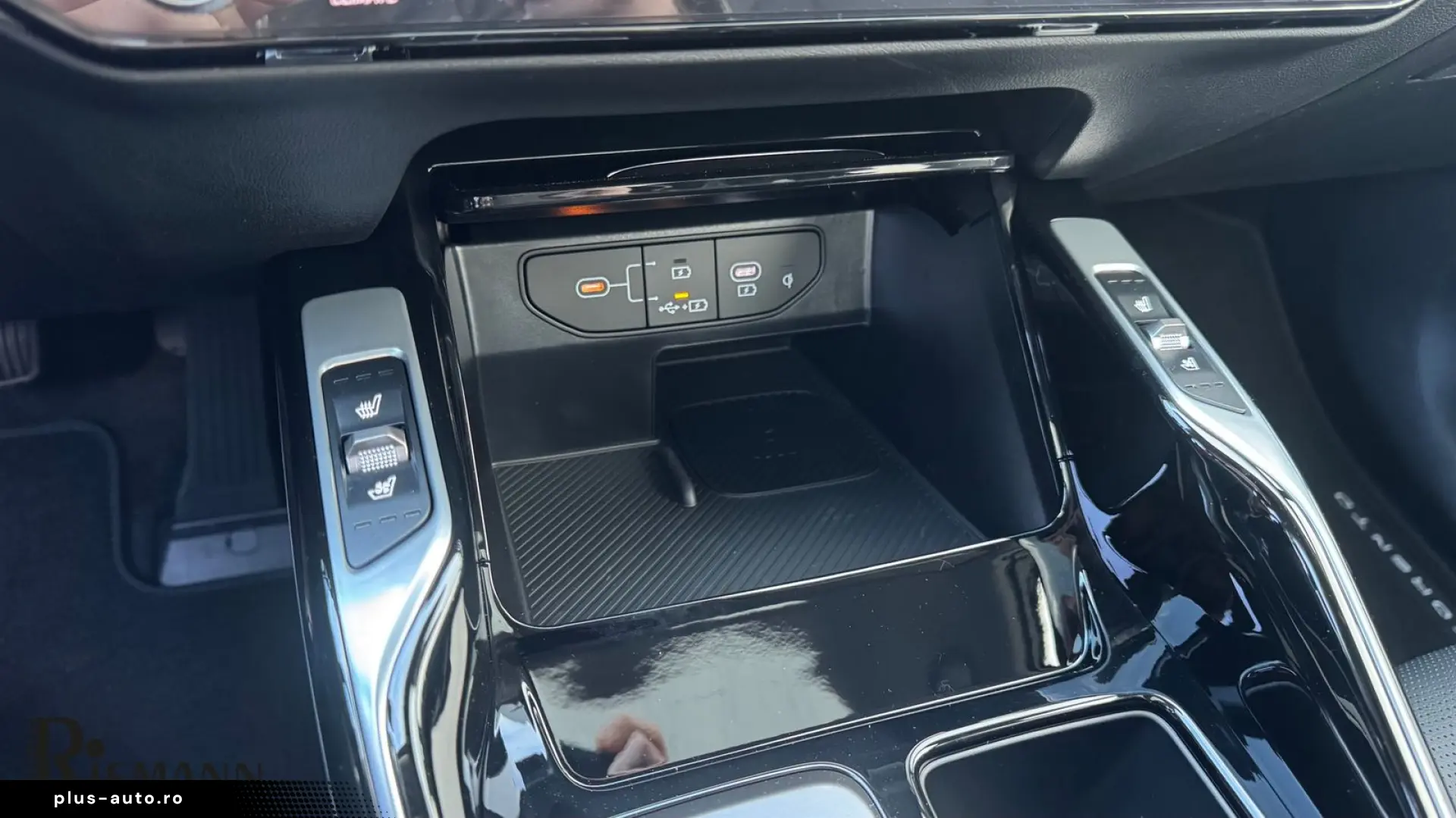 KIA Sorento 1.6 T-GDI PHEV AWD Plug&Ride   Panoramad