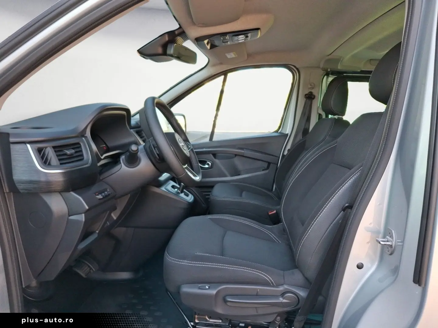 NISSAN Primastar Kombi L2H1 3 0 dCi