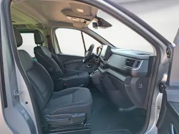 NISSAN Primastar Kombi L2H1 3 0 dCi