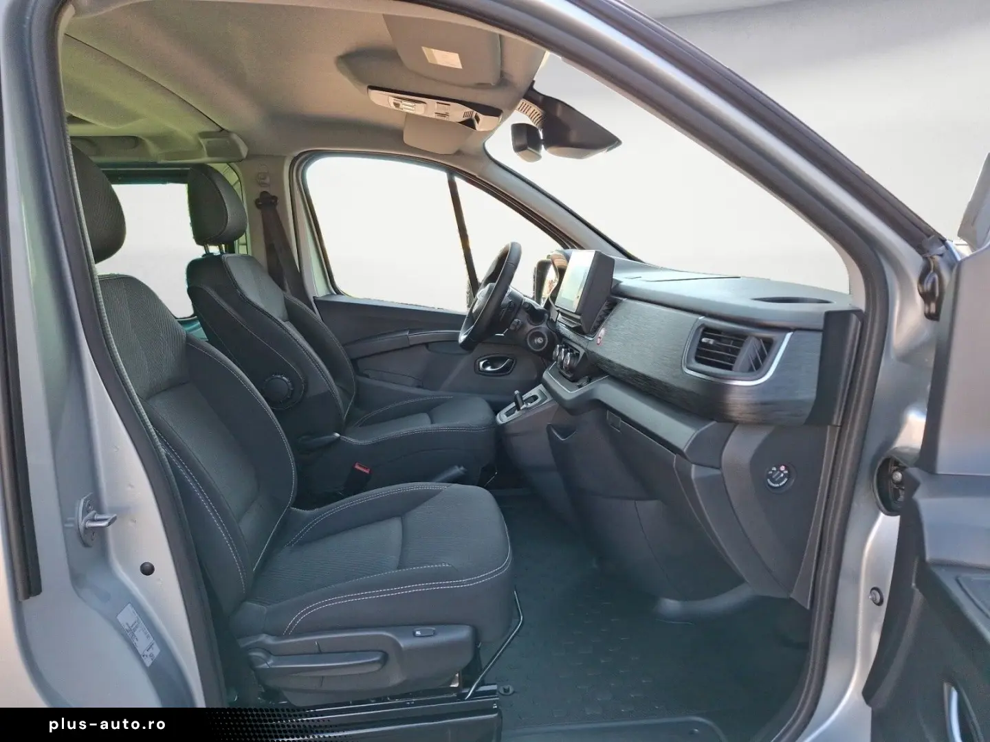 NISSAN Primastar Kombi L2H1 3 0 dCi