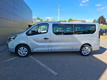 NISSAN Primastar Kombi L2H1 3 0 dCi