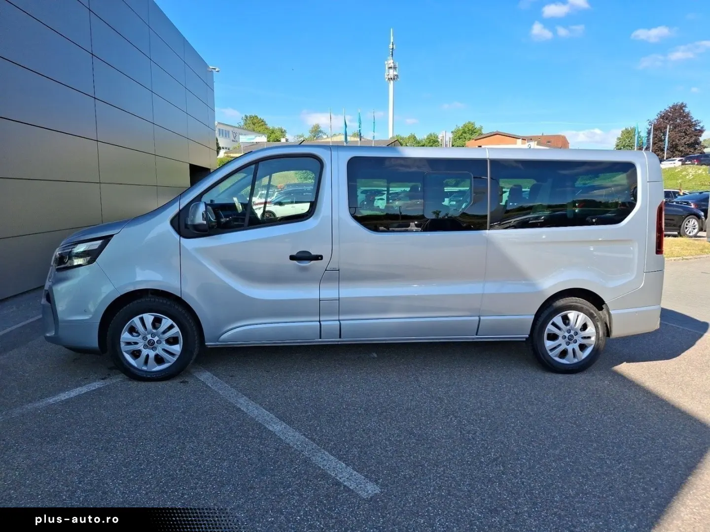 NISSAN Primastar Kombi L2H1 3 0 dCi