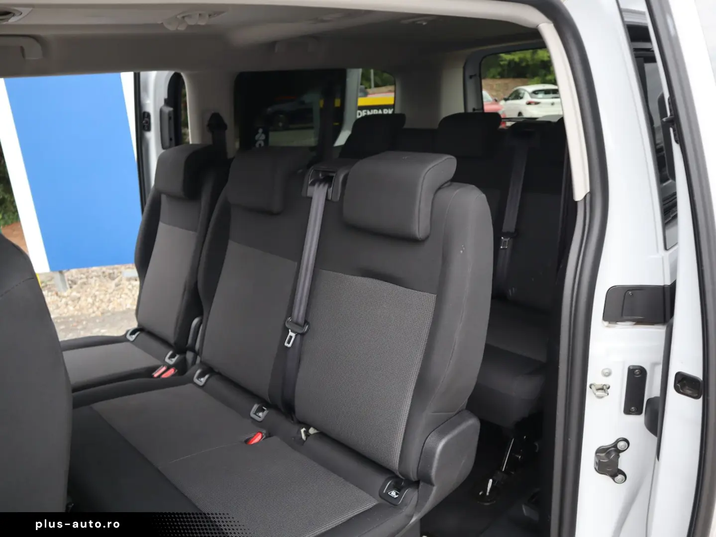PEUGEOT E-Expert Kombi 75kWh L3 LED Klima 180  DAB  Navi