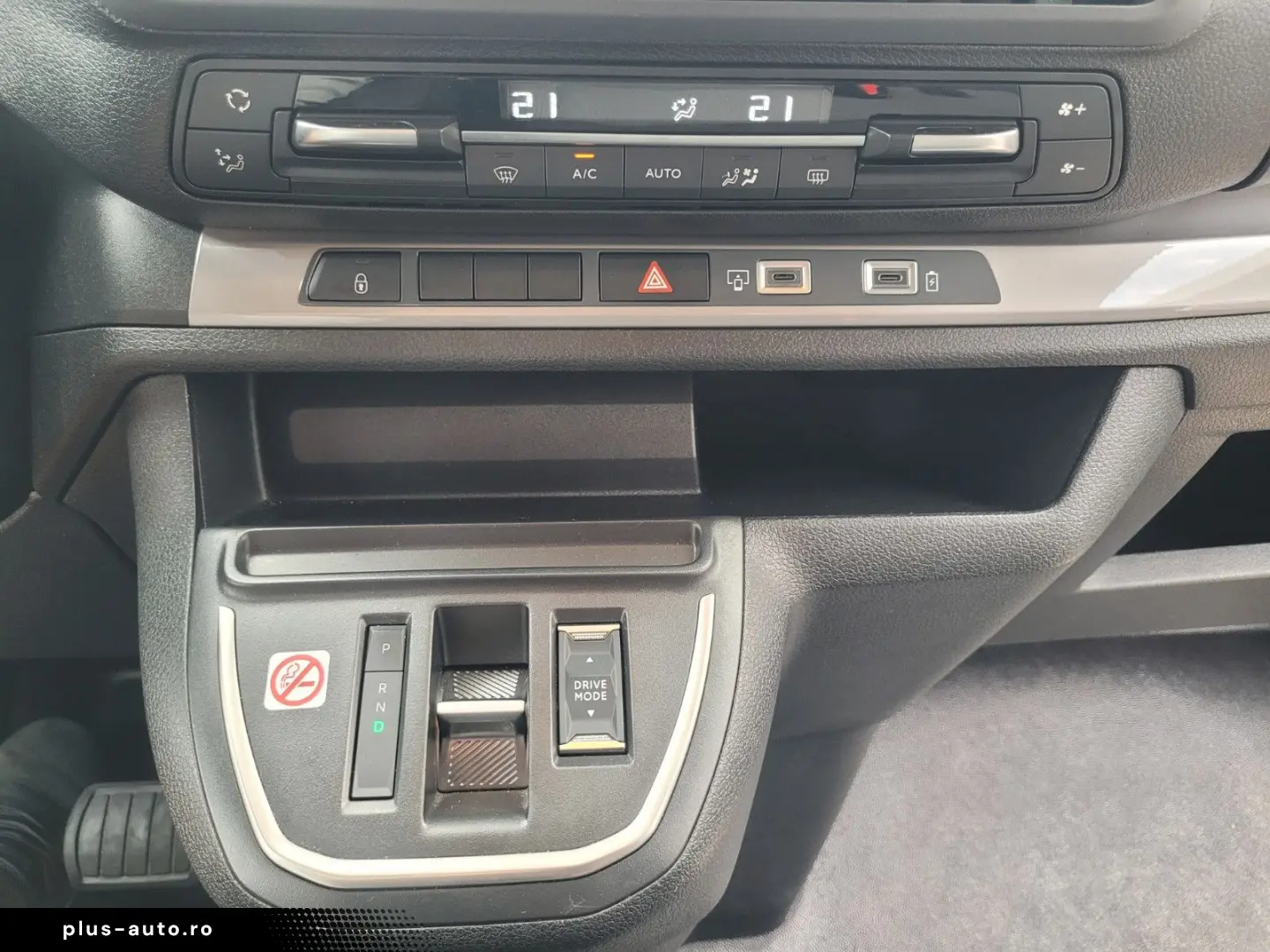 PEUGEOT E-Expert 75kWh  L3  BUS Kamera LED NAVI 9 Sitze