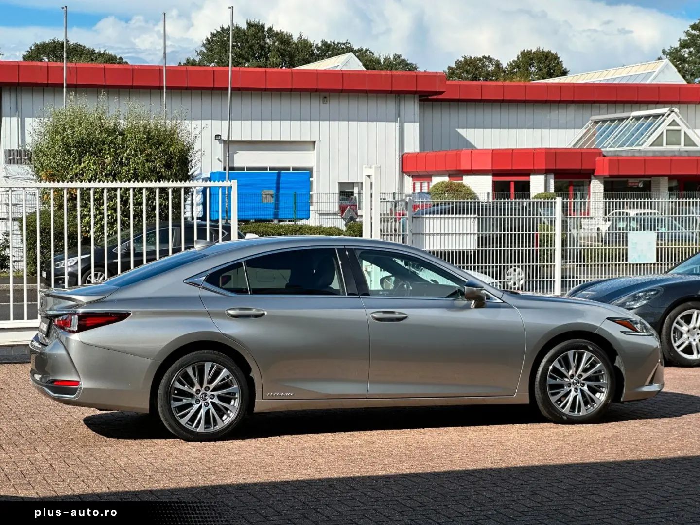 LEXUS ES 300h Hybrid Cam Navi Scheckheft 1.Hand