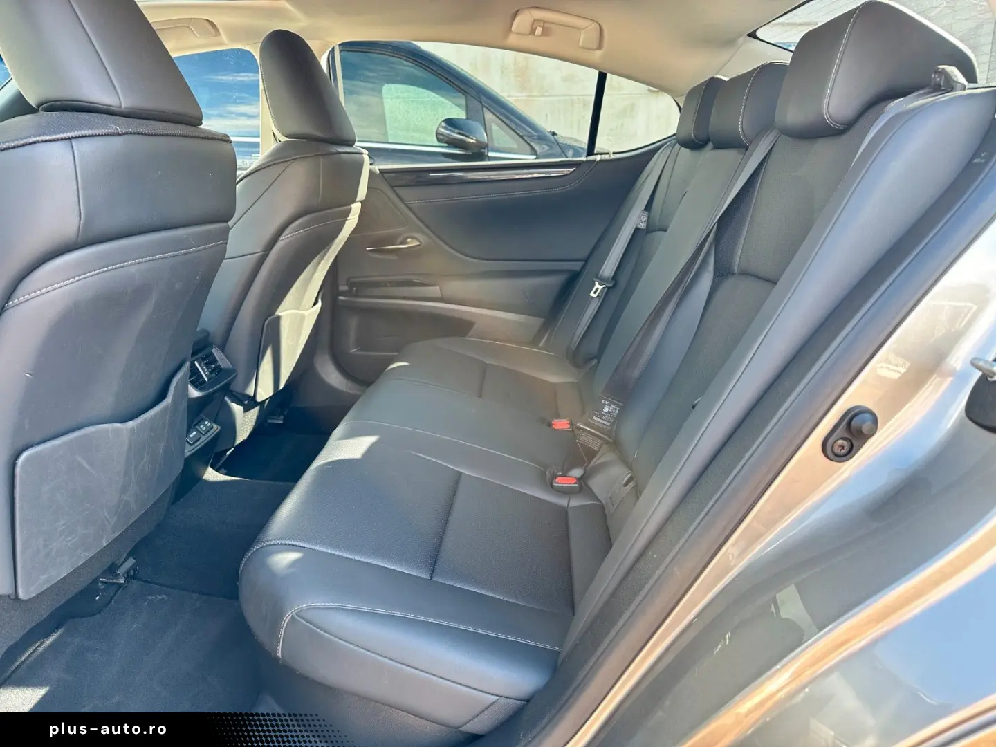 LEXUS ES 300h Hybrid Cam Navi Scheckheft 1.Hand
