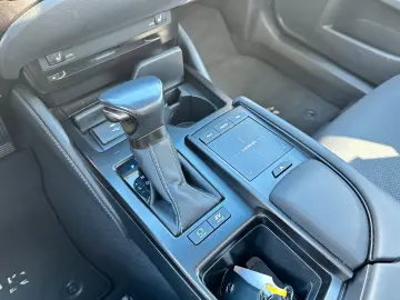 LEXUS ES 300h Hybrid Cam Navi Scheckheft 1.Hand