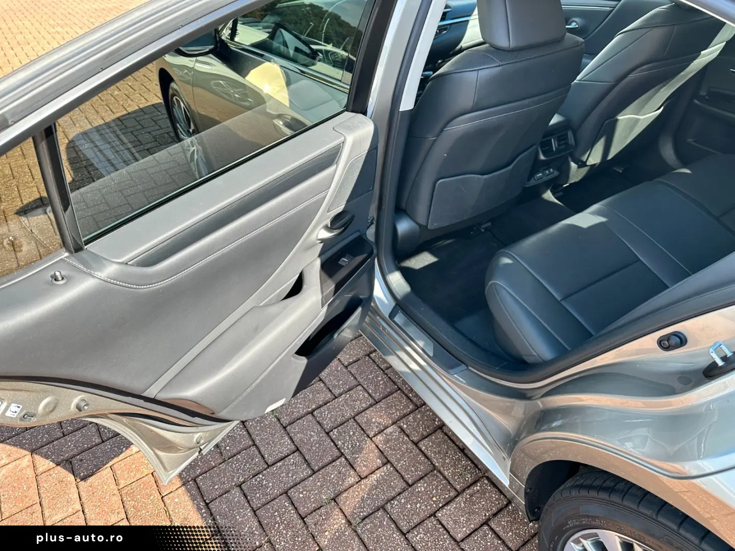 LEXUS ES 300h Hybrid Cam Navi Scheckheft 1.Hand