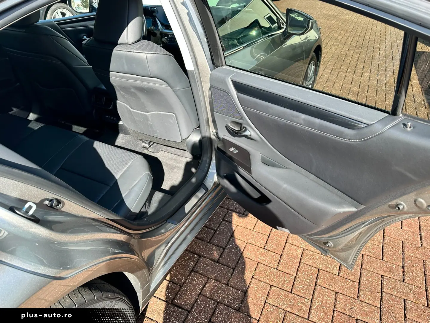 LEXUS ES 300h Hybrid Cam Navi Scheckheft 1.Hand