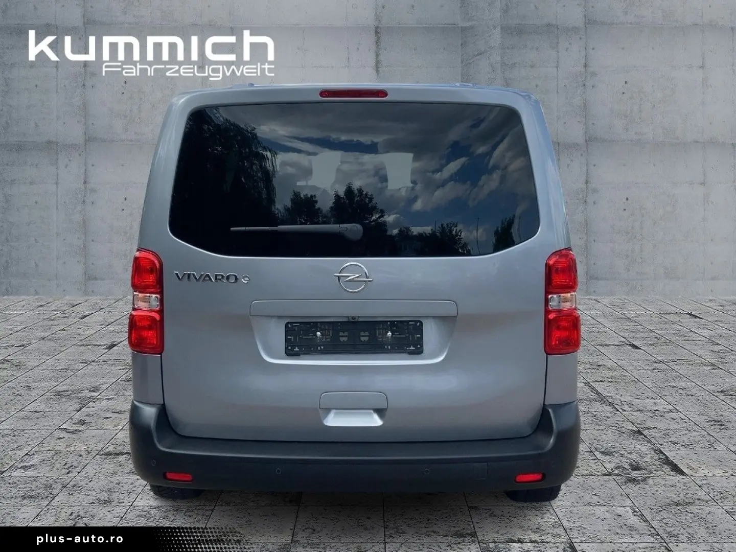 OPEL Vivaro -e M 9 Sitzer