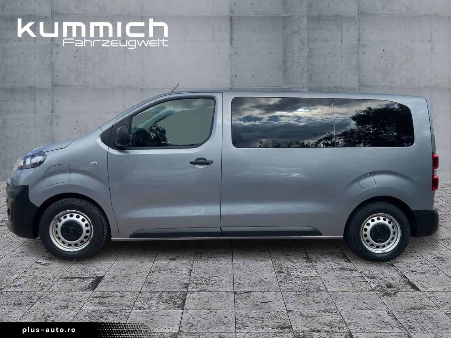 OPEL Vivaro -e M 9 Sitzer