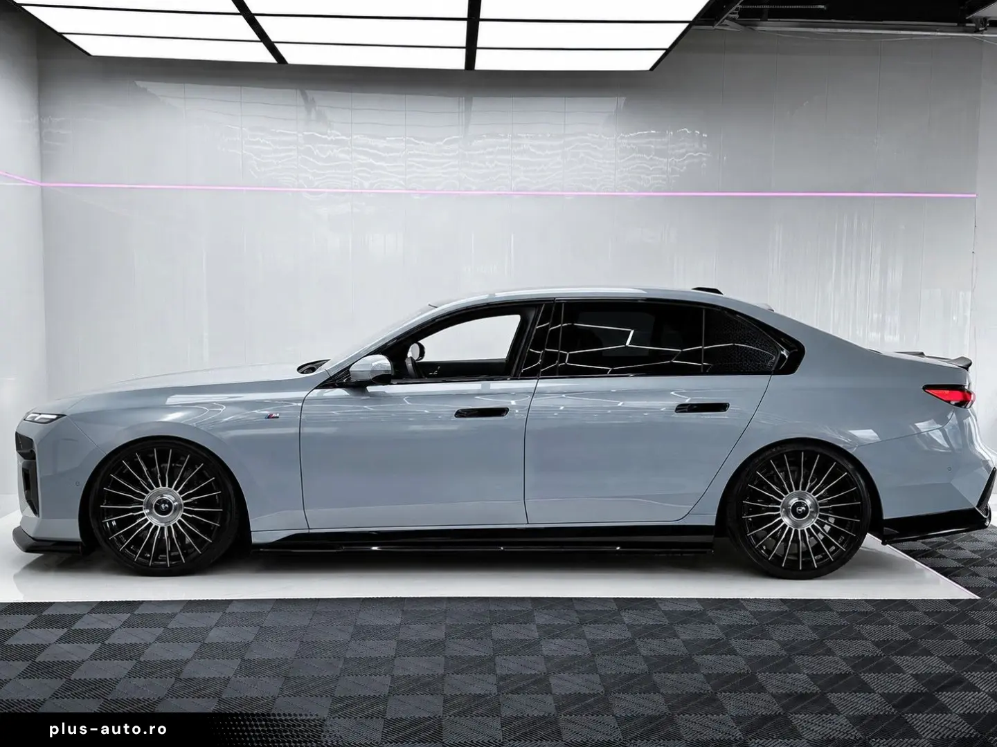 BMW 740 d xDrive M Sport B&O 360 PANO 22