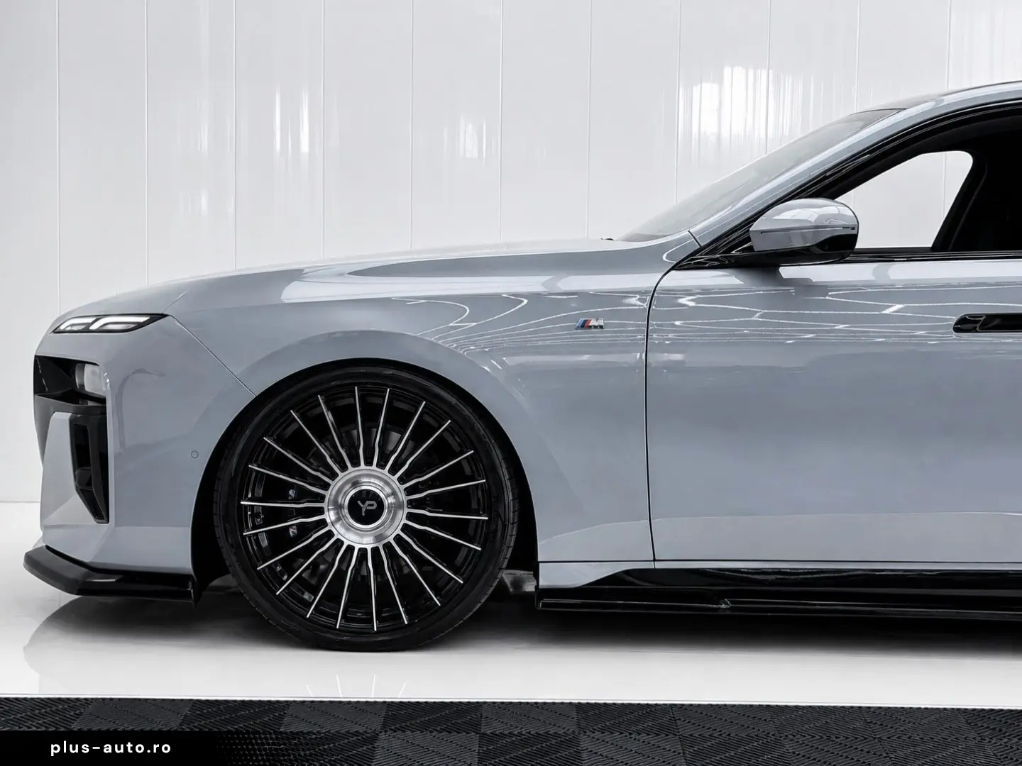 BMW 740 d xDrive M Sport B&O 360 PANO 22
