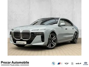 BMW 740d xDrive M Sport DA PA Prof SkyLounge TV