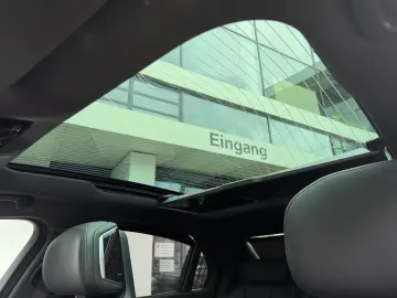 BMW 740d xDrive M Sport DA PA Prof SkyLounge TV
