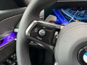 BMW 740d xDrive M Sport DA PA Prof SkyLounge TV