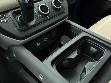 Land Rover XS EDITION 250DHSE Mildhybrid