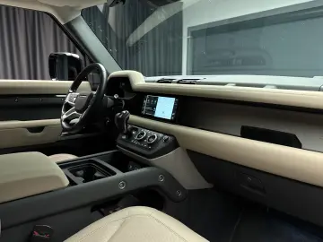 Land Rover XS EDITION 250DHSE Mildhybrid