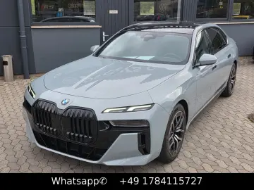 BMW 740i M Sport Paket Kristall Paket SkyLounge B&W