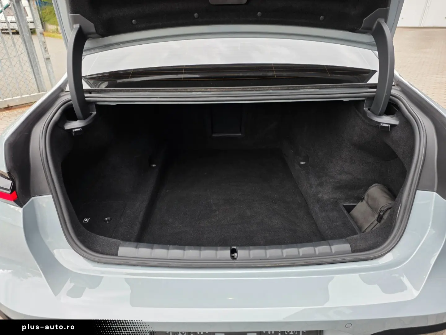 BMW 740i M Sport Paket Kristall Paket SkyLounge B&W
