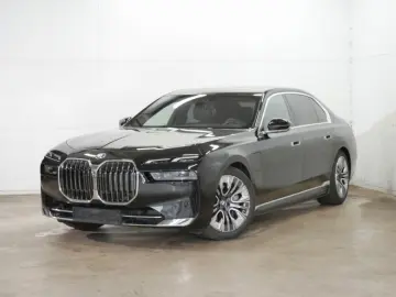 BMW 750e xDr. Exec.Lounge Pak. 4xMassage ACC Park