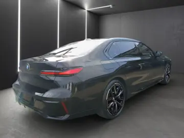 BMW 740d xDrive M SPORTPAKET PRO SKY LOUNGE INTEGRAL