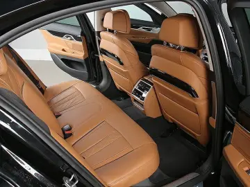 BMW 740d xDr. Standh Massage ACC HuD H&K Laser Park