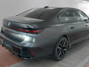 BMW 740 7 740 d xDrive M Sport