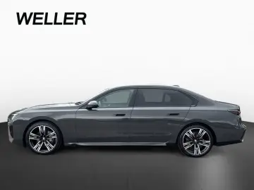 BMW 740d M-SPORT SkyLo Sthzg